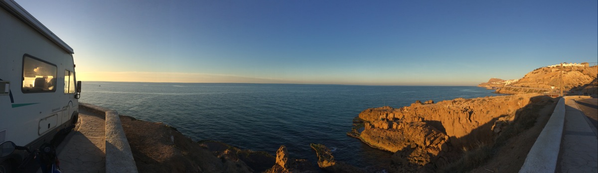 Maroc : Al Hoceima, corniche Sabadia